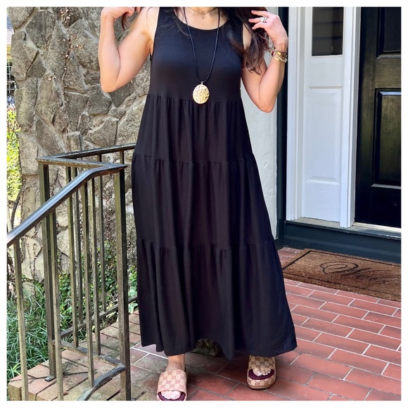 Paris Leather Chain Rose Hammered Necklace 
Fabulous - Picture 3 of 6